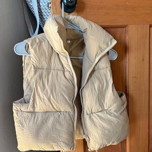 Cream Puffer Vest - Lightweight Quilted Zipper Front